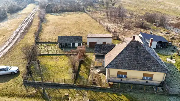 Eladó családi ház, Érsekvadkert 3 szoba 95 m² 19.99 M Ft