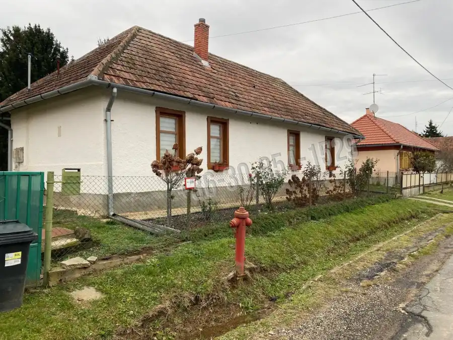 eladó családi ház, Felsőmarác