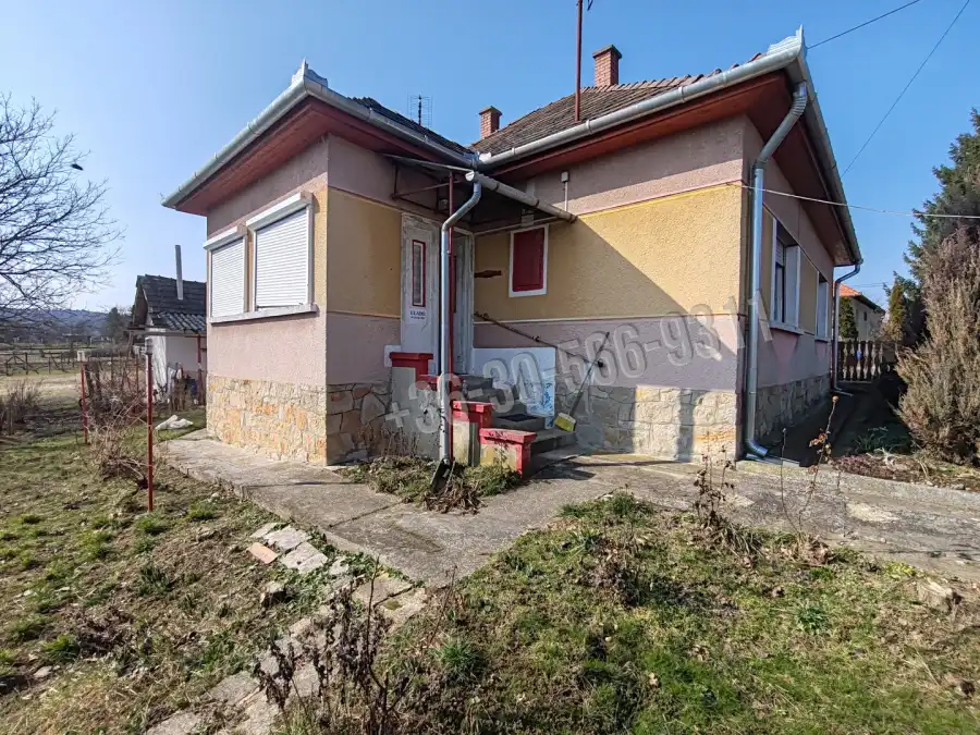 eladó családi ház, Felsőpetény