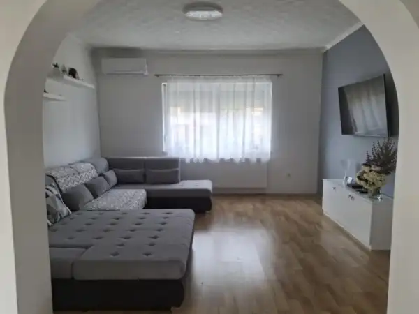 Eladó családi ház, Felsőzsolca 2+1 szoba 77 m² 39.9 M Ft