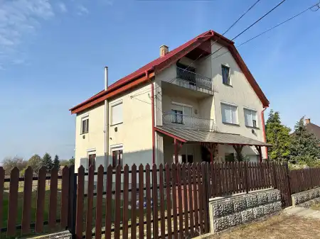 eladó családi ház, Galgahévíz