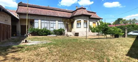 Eladó családi ház, Galgahévíz 3 szoba 135 m² 94 M Ft