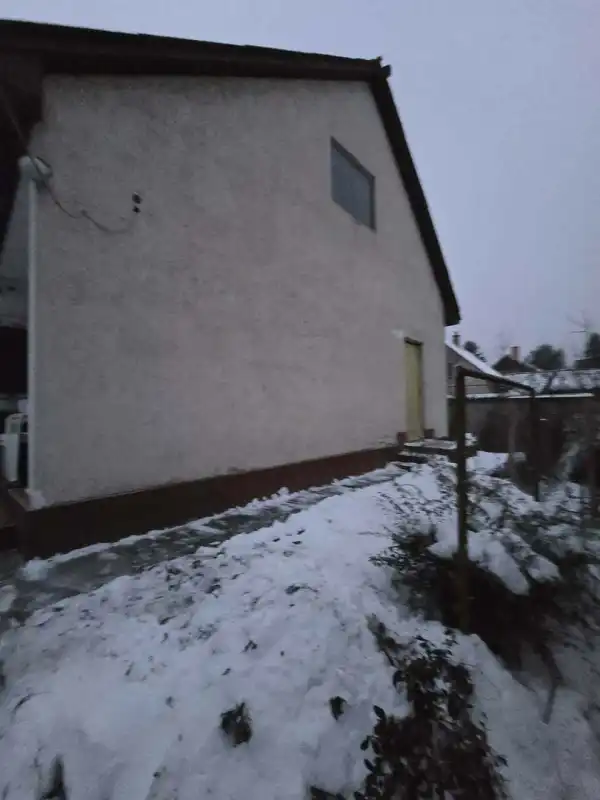 Eladó családi ház, Göd 2+1 szoba 77 m² 74.9 M Ft