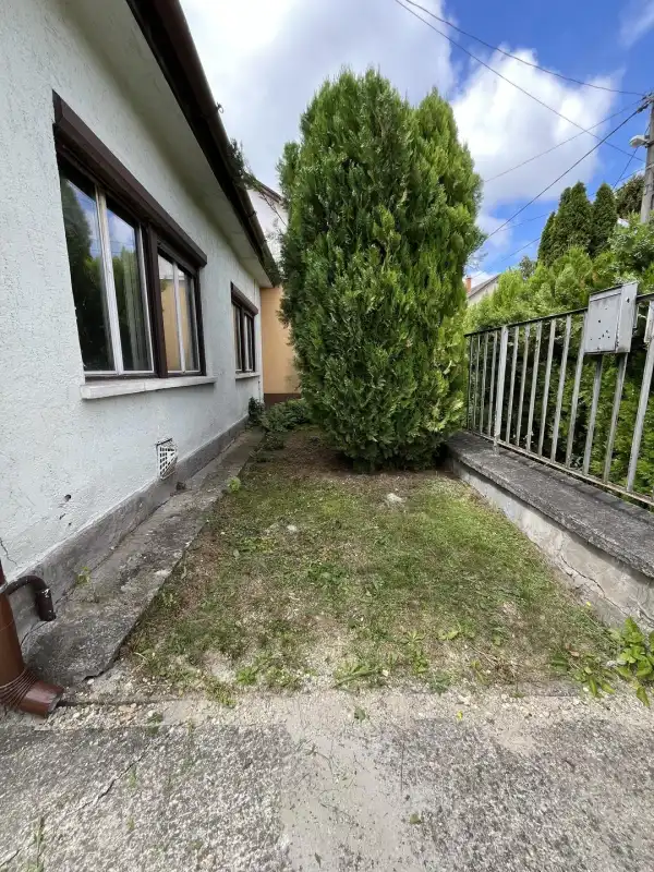 Eladó családi ház, Gödöllő 2 szoba 53 m² 69 M Ft