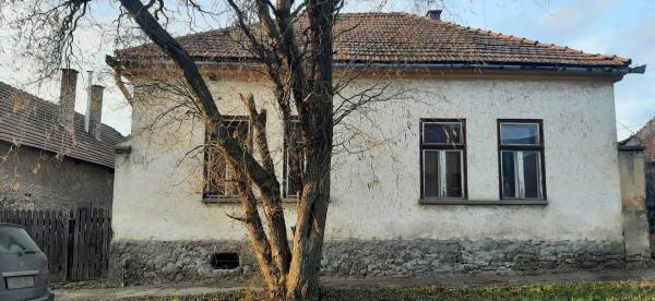 eladó családi ház, Gönc