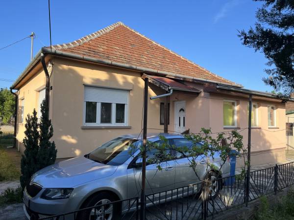 eladó családi ház, Gyál