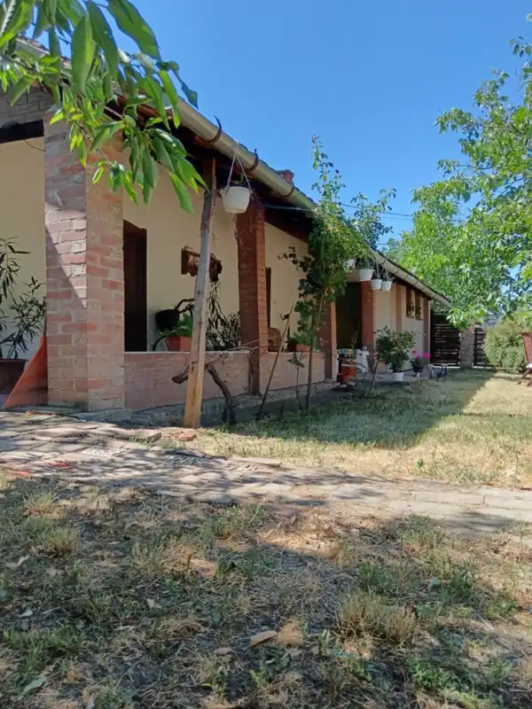 Eladó családi ház, Gyomaendrőd 2 szoba 90 m² 18 M Ft