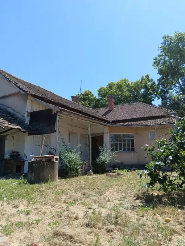 Eladó családi ház, Gyomaendrőd 2 szoba 110 m² 12 M Ft