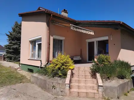 eladó családi ház, Gyömrő
