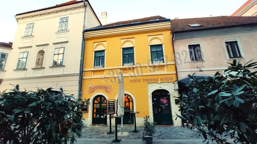 eladó családi ház, Győr