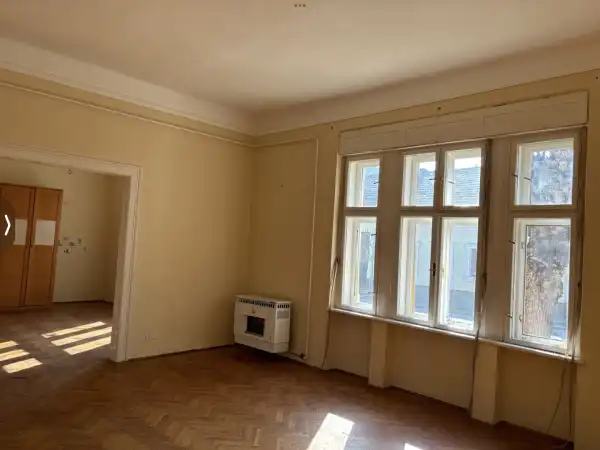 Eladó családi ház, Gyula 3 szoba 131 m² 61 M Ft