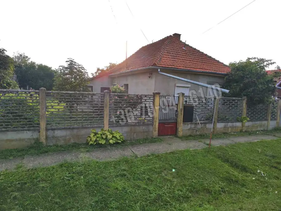 eladó családi ház, Gyulavári