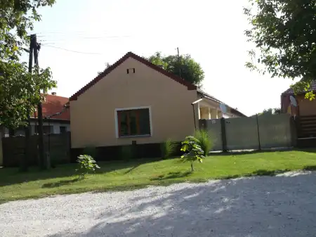 eladó családi ház, Hajdúböszörmény