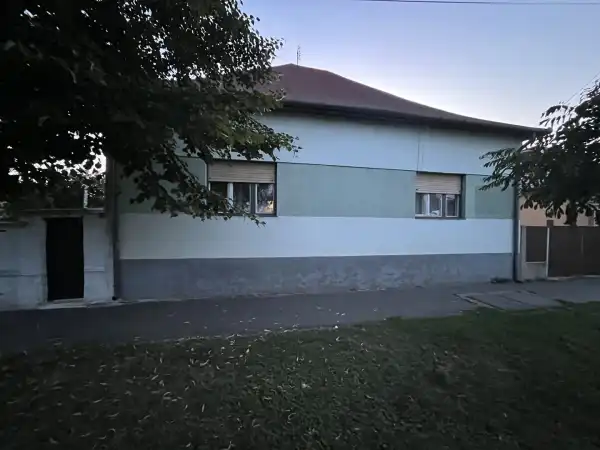 Eladó családi ház, Hajdúszoboszló 3 szoba 80 m² 53.99 M Ft