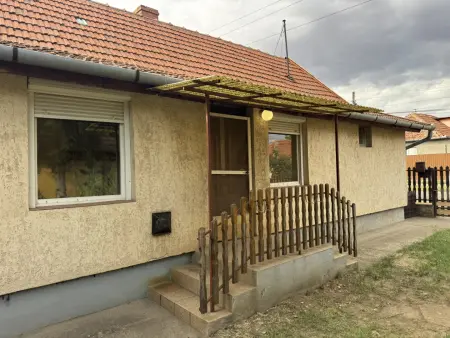 Eladó családi ház, Heves 3 szoba 70 m² 18.9 M Ft