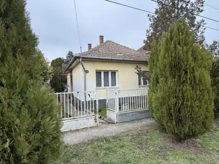 Eladó családi ház, Heves 3 szoba 69 m² 19 M Ft