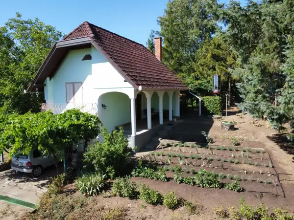 Eladó családi ház, Heves 2 szoba 67 m² 39.9 M Ft