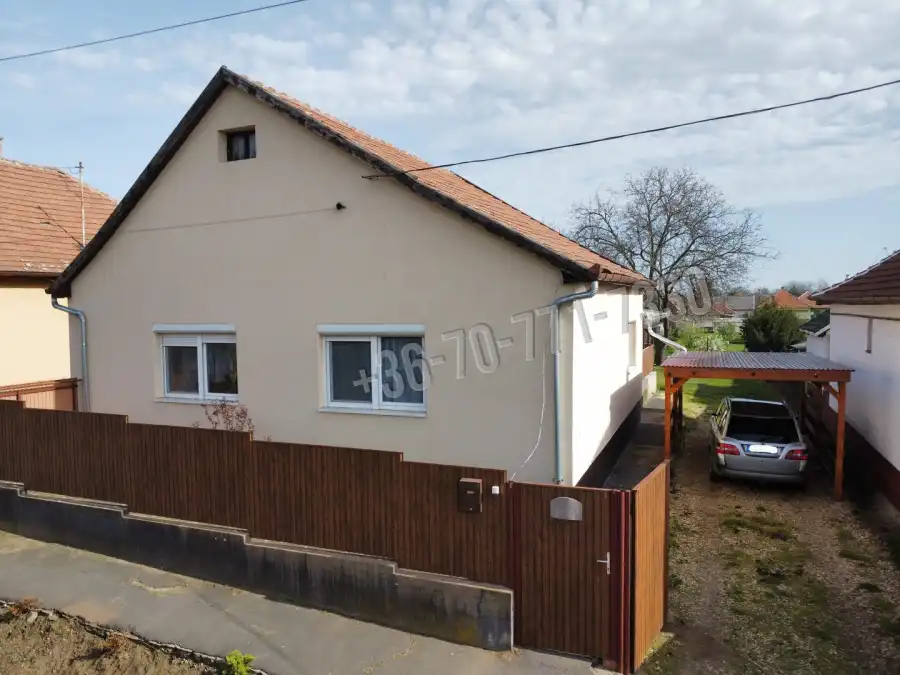 eladó családi ház, Heves