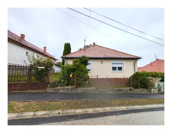 Eladó családi ház, Hollókő 4 szoba 92 m² 45 M Ft