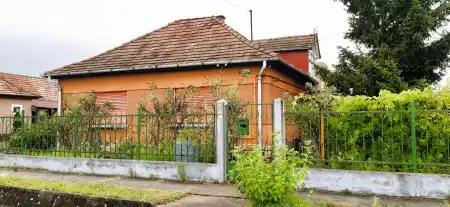 eladó családi ház, Ipolyvece