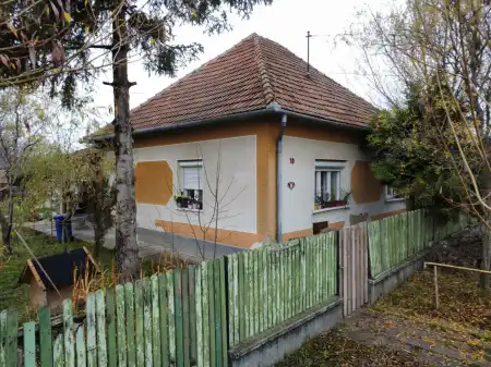 Eladó családi ház, Jászalsószentgyörgy 4 szoba 81 m² 11.9 M Ft