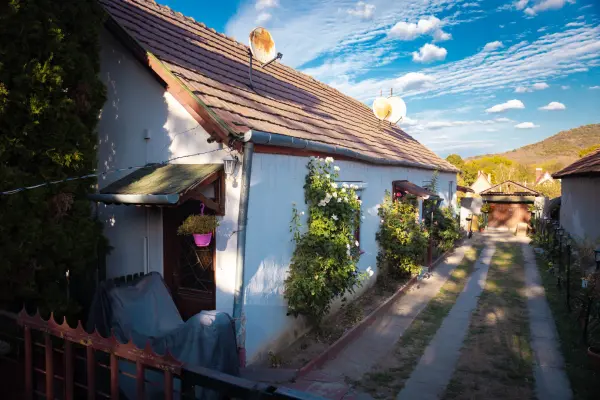 Eladó családi ház, Jobbágyi 2 szoba 84 m² 18.5 M Ft