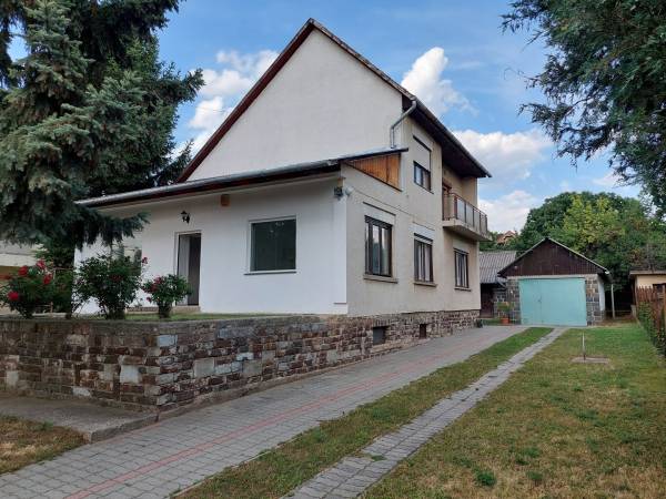 eladó családi ház, Kerepes
