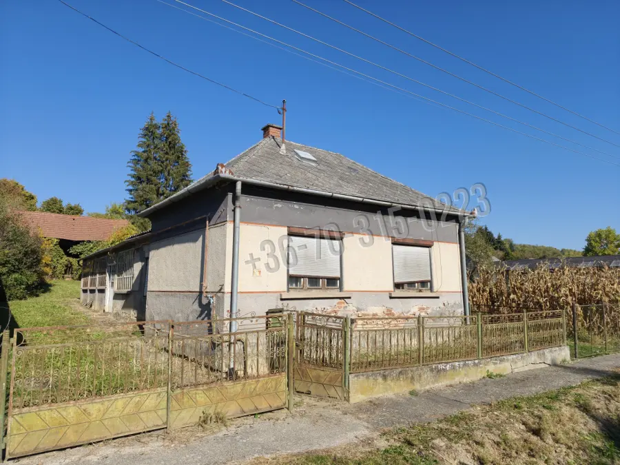 eladó családi ház, Kiscsehi