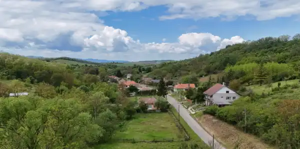 Eladó családi ház, Kisecset 3 szoba 65 m² 15.9 M Ft
