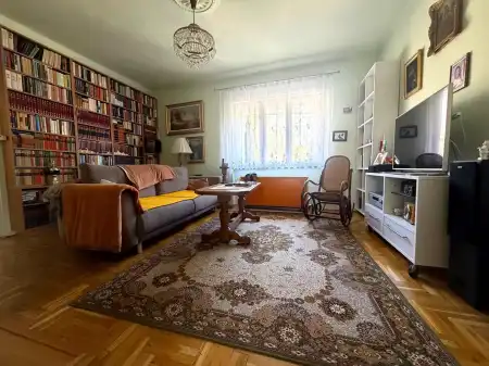 eladó családi ház, Komárom