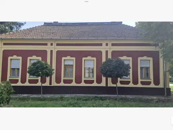 Eladó családi ház, Kondoros 4 szoba 187 m² 29.9 M Ft