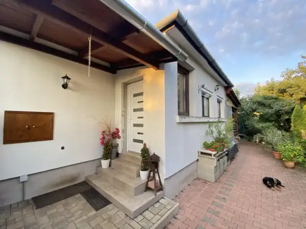 Eladó családi ház, Kosd 2+1 szoba 70 m² 69.99 M Ft