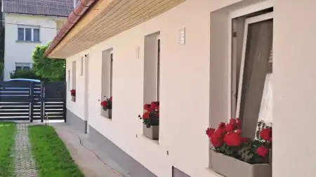 Eladó családi ház, Leányvár 5+1 szoba 130 m² 89.8 M Ft
