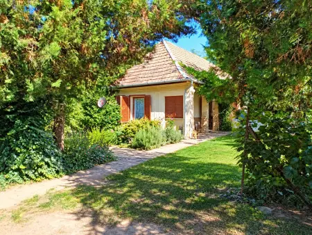 Eladó családi ház, Letkés 2 szoba 66 m² 31 M Ft