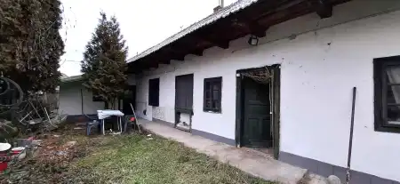 eladó családi ház, Lőrinci