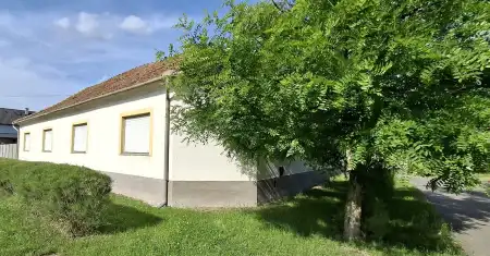eladó családi ház, Lőrinci