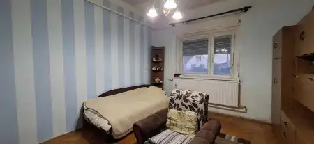 eladó családi ház, Lőrinci