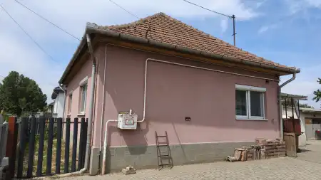 Eladó családi ház, Lőrinci 2+1 szoba 94 m² 64.9 M Ft