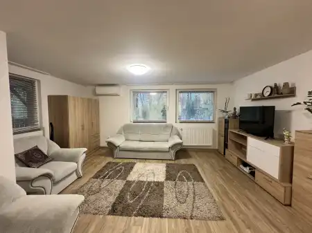 eladó családi ház, Lovasberény