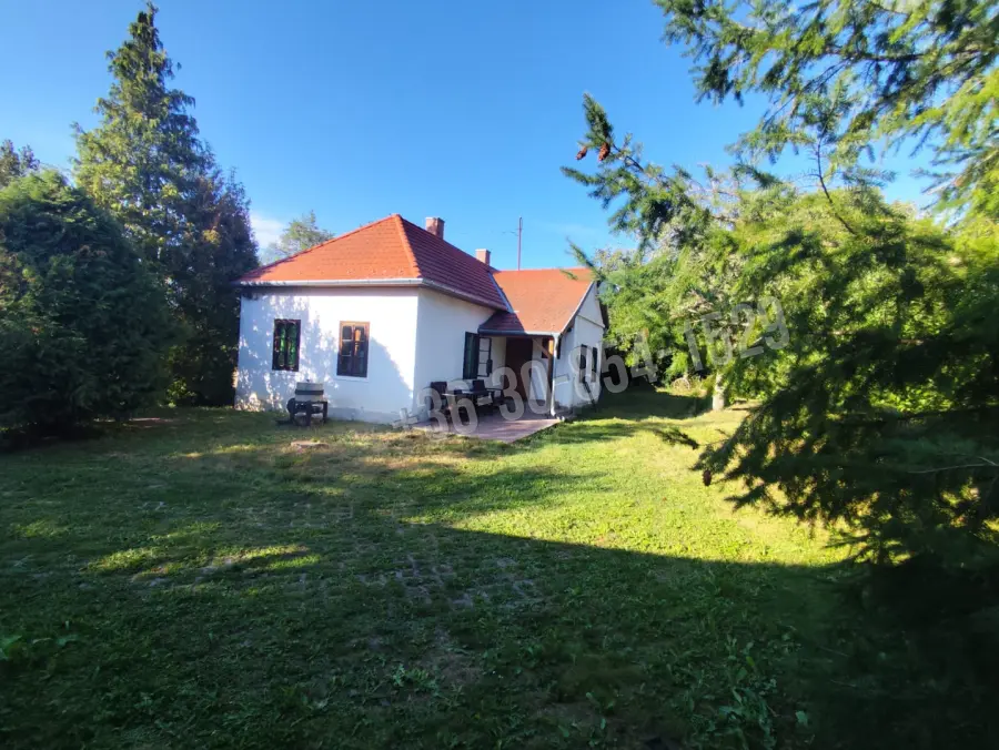 eladó családi ház, Magyarszombatfa