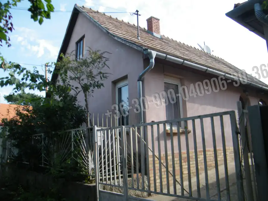 eladó családi ház, Majosháza