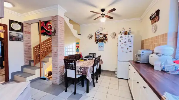 Eladó családi ház, Majosháza 4 szoba 120 m² 92.9 M Ft