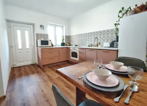 Eladó családi ház, Márianosztra 4 szoba 120 m² 75.5 M Ft