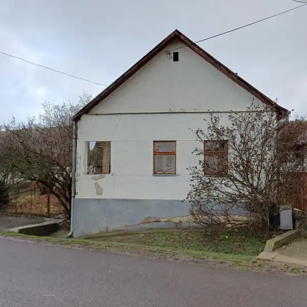 Eladó családi ház, Márkháza 3 szoba 95 m² 8.9 M Ft