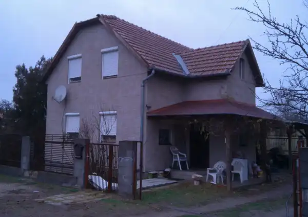 Eladó családi ház, Mikebuda 5 szoba 77 m² 35.5 M Ft