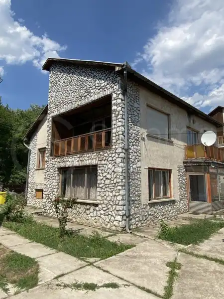 eladó családi ház, Miskolc