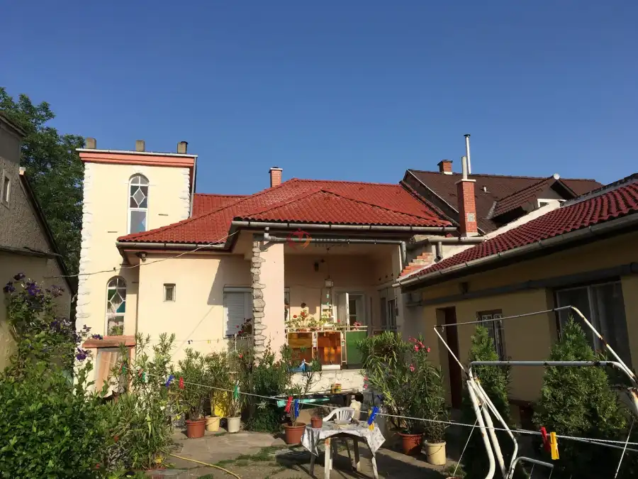 eladó családi ház, Miskolc