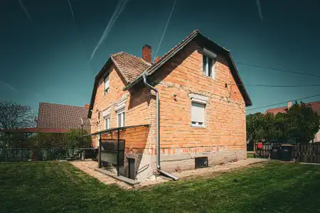 eladó családi ház, Mosonszentmiklós