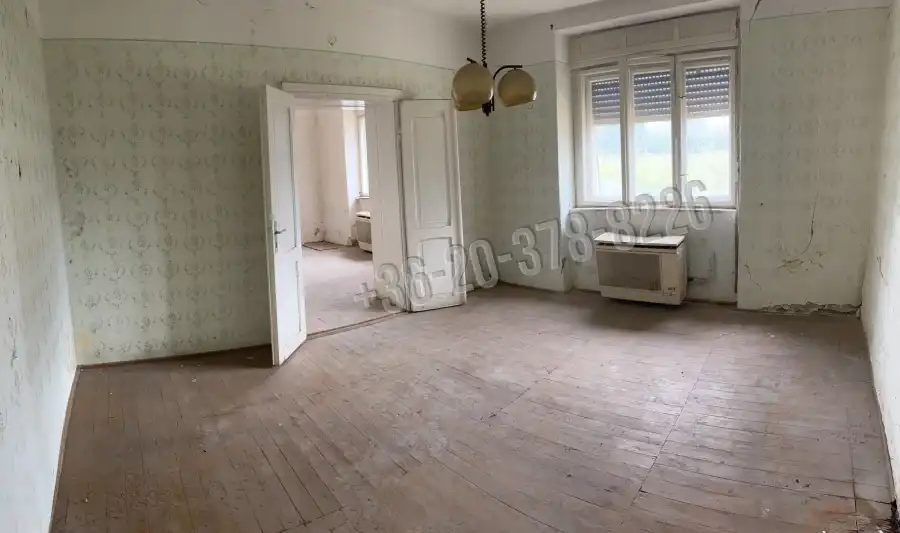 eladó családi ház, Nagykarácsony