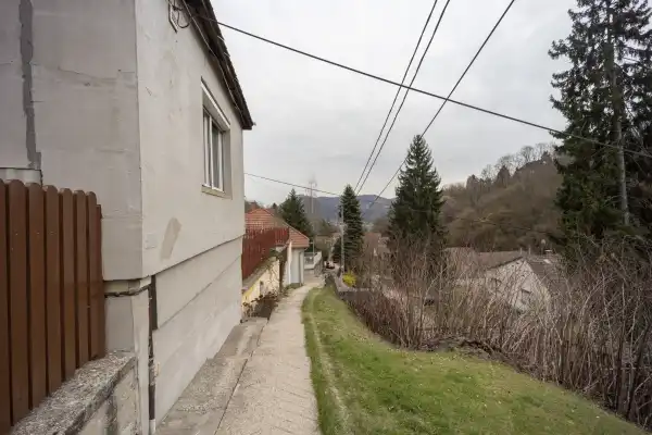 Eladó családi ház, Nagymaros 2 szoba 56 m² 59.9 M Ft + Áfa
